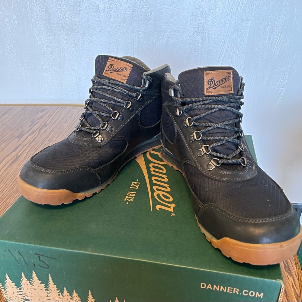 Men’s Danner Jag Mid Night